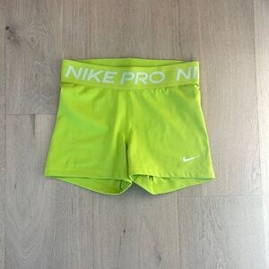 Neon Nike pros